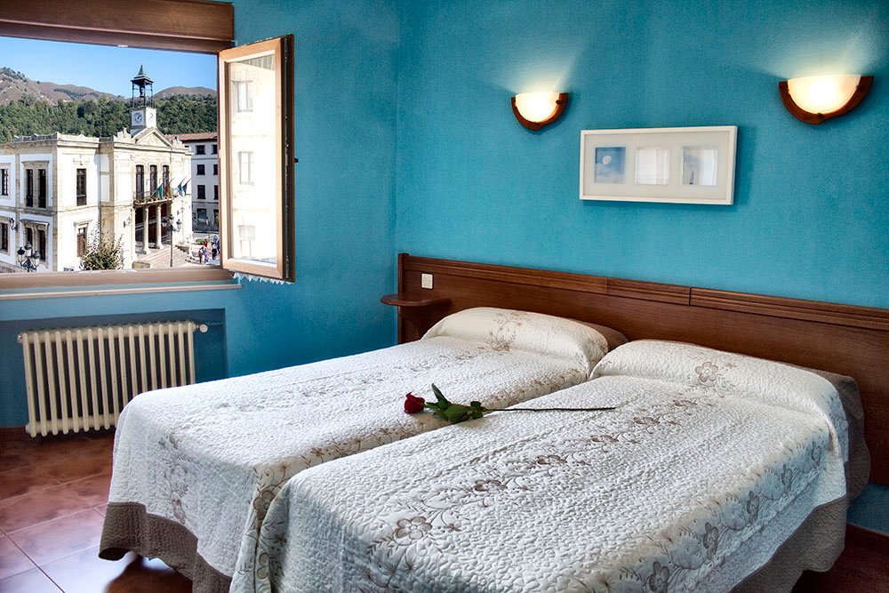 Hotel Eladia - Photo 3